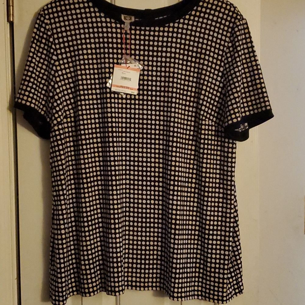 Poker dot blouse